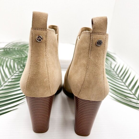 Michael Michael Kors Evaline Brown Suede Chelsea Heeled Booties Size 9.5M NWOB - Picture 10 of 16